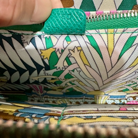 HERMES ❤️🌟GREEN EPSOM AZAP ZIP AROUND SILK’N WALLET.⭐️ - Picture 8 of 8